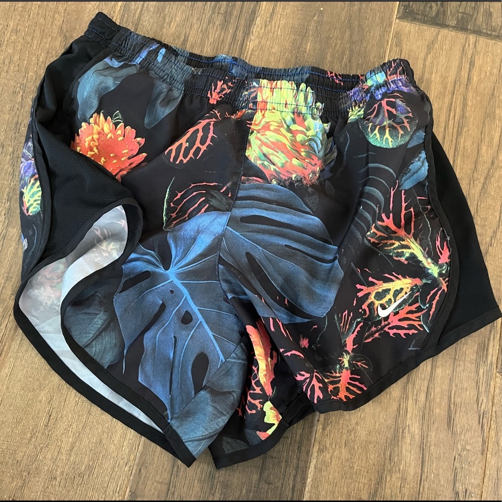 Girls Nike Shorts